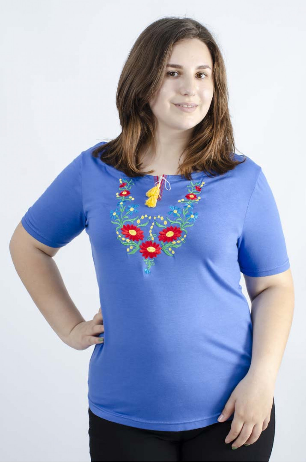 Вышиванка-футболка с цветами трикотаж батал